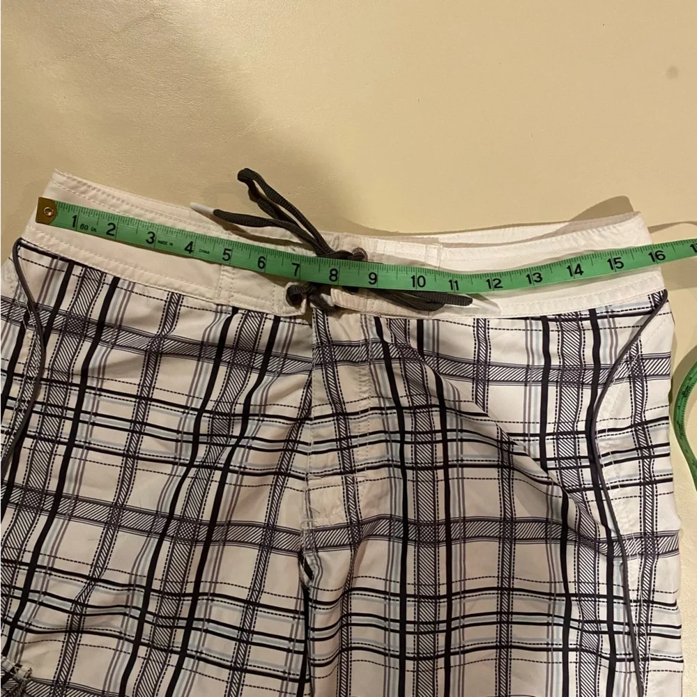 Vintage Nike Shorts Men’s 30 Checked Lace Up Swimming Trunks Bermuda Pocket